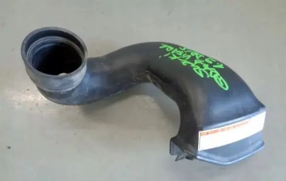 Suzuki Grand Vitara II Intercooler hose/pipe