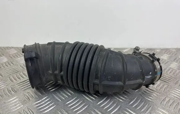 KIA Sorento Air intake duct part 28130C5300