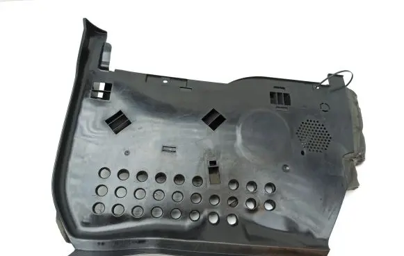 Mercedes-Benz C W203 Dashboard lower bottom trim panel A2036800482 105057