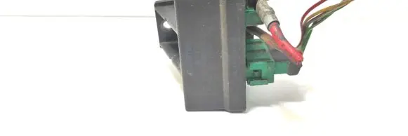 Peugeot 405 Glow plug pre-heat relay 9619038780