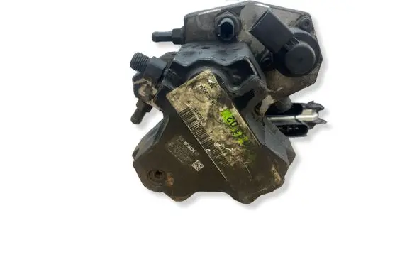 Mercedes-Benz ML W164 Fuel injection high pressure pump A6420700201