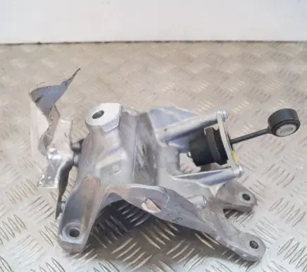 Audi Q7 4M Engine mounting bracket 4M0199308AT