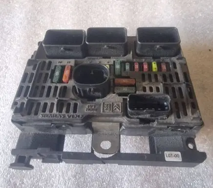 Peugeot 407 BSM Control unit 9656086080 BSML0100