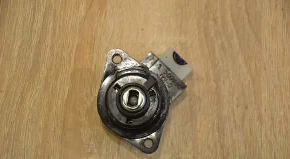 Chevrolet Captiva Ignition lock contact 95919456