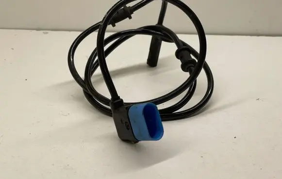 Mercedes-Benz SL R231 ABS rear brake sensor A2315400317 9050000 4000