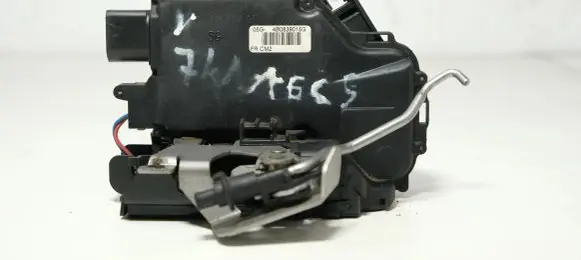 Audi A6 S6 C5 4B Rear door lock 4B0839015G