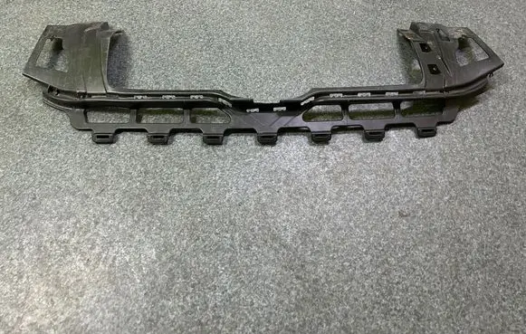 Mercedes-Benz GLE W167 Rear bumper mounting bracket A1678852312