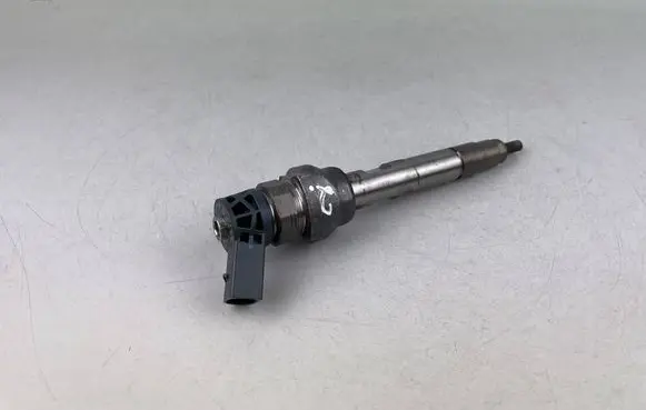 Mini One - Cooper F56 F55 Fuel injector 8514148