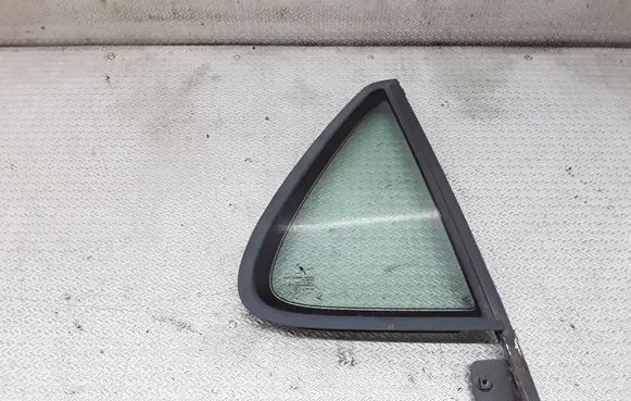 Saab 9-5 Rear vent window glass 