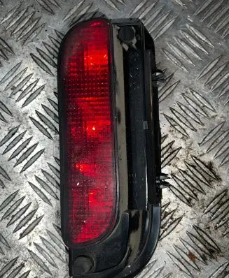 Peugeot Partner Third/center stoplight 7r02569