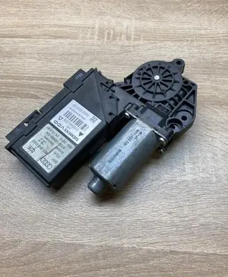 Audi A4 S4 B7 8E 8H Rear door window regulator motor 8E0959802E 5WK49205CBF