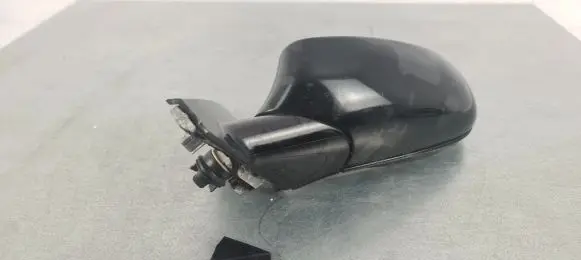 Front door electric wing mirror