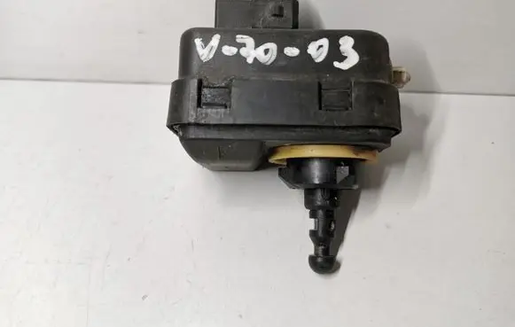 Volvo V70 Headlight level adjustment motor 00H02
