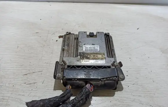 Audi A4 S4 B7 8E 8H Engine control unit/module 03L906022 0281014592 0001214501