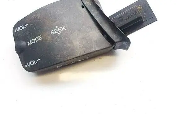 Multifunctional control switch/knob