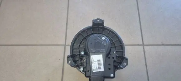 Toyota Auris E180 Heater fan/blower AV2727008085