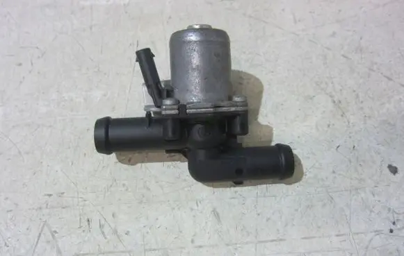 BMW 3 F30 F35 F31 Coolant heater control valve 64119254742 6411925BMW