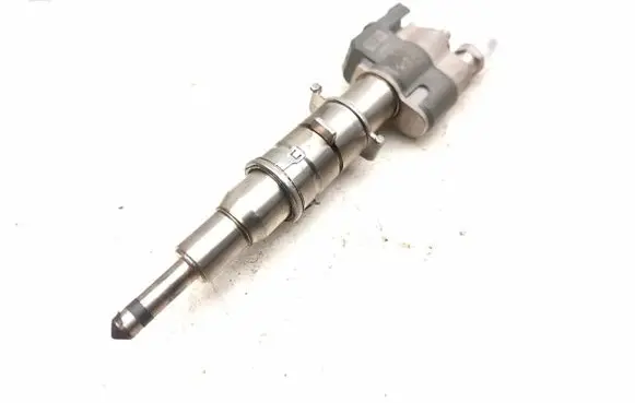 BMW 3 E90 E91 Fuel injector 7589048 758904809