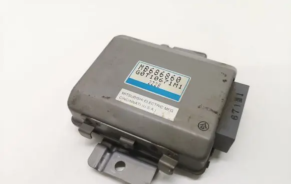 Mitsubishi Eclipse Cruise control unit/module MB686860 G0T10671M1