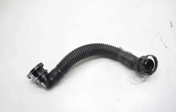 Volkswagen Jetta VI Breather hose/pipe 03L103493AE