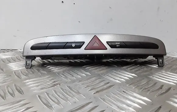 Peugeot 308 Hazard light switch 9659215177