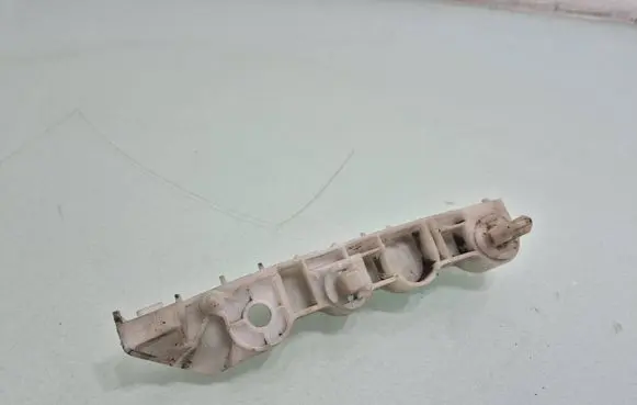 Citroen C-Crosser Front bumper mounting bracket 