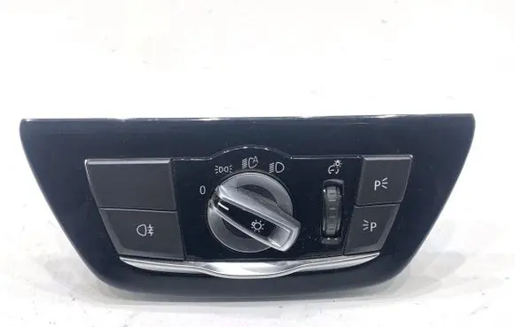 BMW 5 G30 G31 G38 Other switches/knobs/shifts 9472969