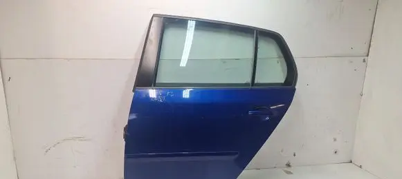 Volkswagen Golf V Rear door 
