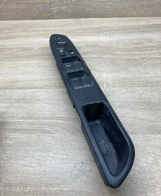 Mazda 6 Electric window control switch 183606