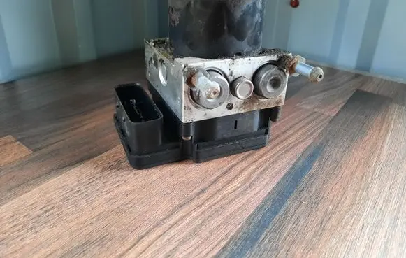 Subaru Outback ABS Pump