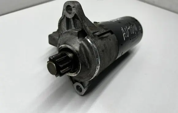 Volkswagen PASSAT B6 Starter motor 025286
