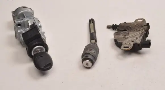 Ford Focus Engine bonnet/hood lock release cable 3M51-16700-AC