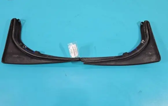 Skoda Octavia Mk2 (1Z) Front mudguard 1Z0821822 IMPRK1235017