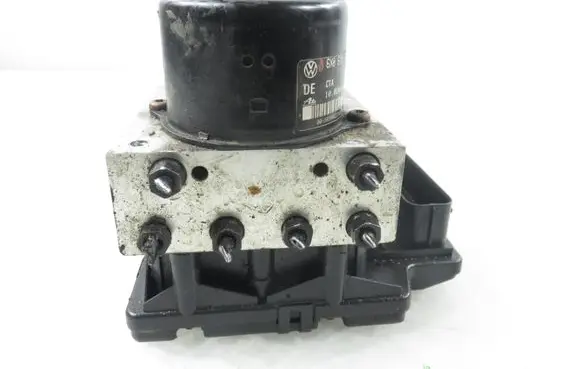 Volkswagen Golf IV ABS Pump 1C0907379 6X0614517