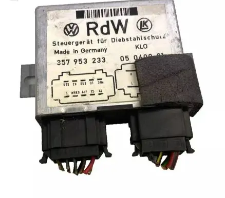 Volkswagen PASSAT B3 Other control units/modules 357953233
