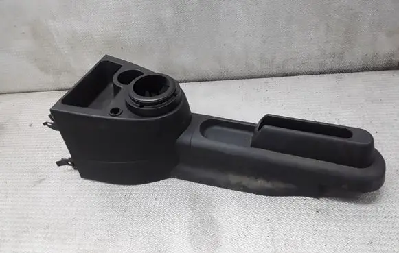 Ford Fusion Center console 2S6XA044C74