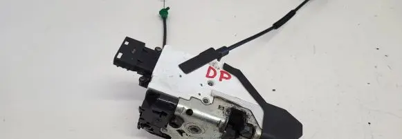 Citroen C3 Front door lock 24094158