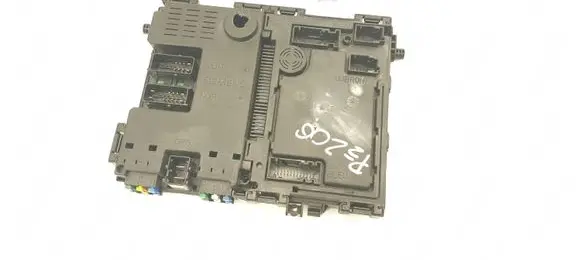 Peugeot 206 Comfort/convenience module S105872300G 9626460880