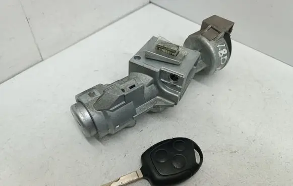 Ford Focus Ignition lock 3M513F880AC
