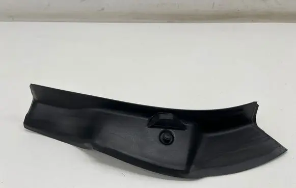 Mercedes-Benz E W213 Rear/tail light trim molding A2136900702