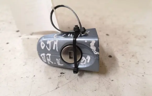 Ford Focus C-MAX Front door lock (next to the handle) 9M5AR21990A