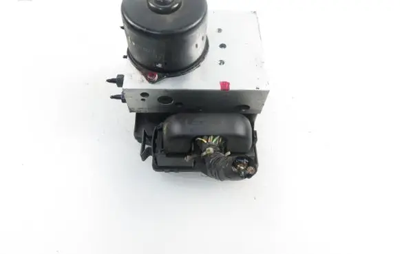 Volkswagen Golf IV ABS Pump 6X0614512 1C0907379