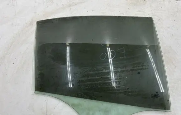 BMW 5 E60 E61 Front door window glass four-door 43R001582
