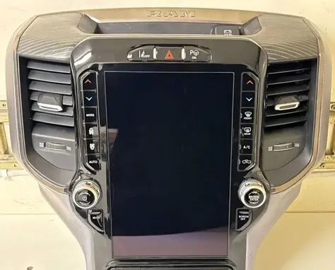 Ram 1500 Radio/CD/DVD/GPS head unit GLN129498 6EJ822C1AE 68309266AD