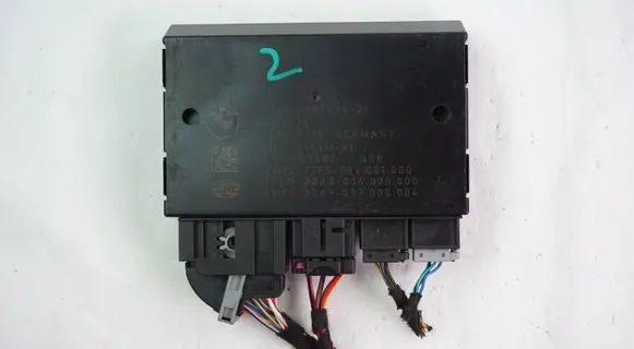 BMW 5 F10 F11 Tow bar trailer control unit/module 6889589
