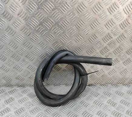 Audi A7 S7 4G Rubber seal front coupe door 4G8831707A