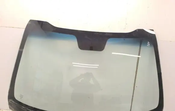KIA Optima Front windscreen/windshield window 43R001585 AS1 M1250