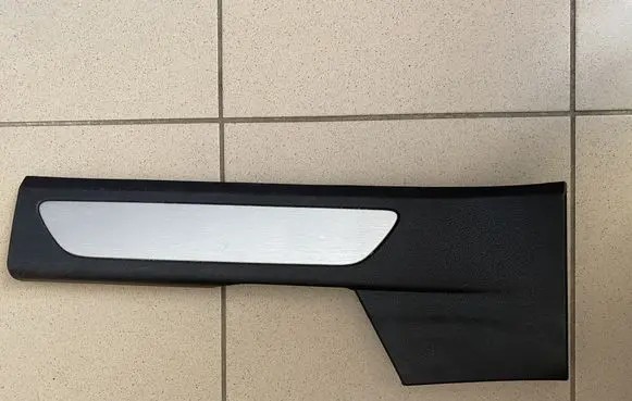 Porsche Panamera (970) Rear seat side bottom trim 970555520
