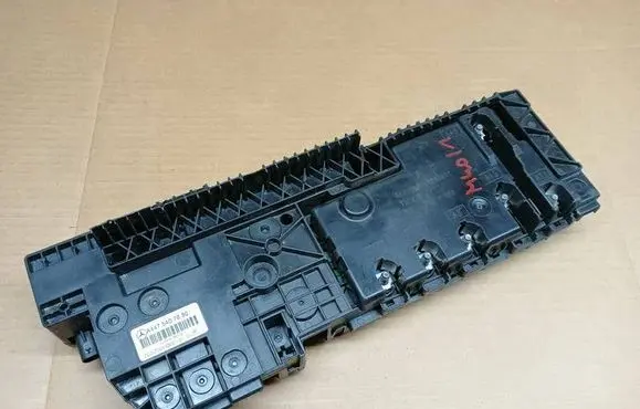 Mercedes-Benz Vito Viano W447 Fuse box set A4475407880 616478288520 SZ0019001211