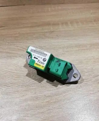 BMW 5 E39 Airbag deployment crash/impact sensor 6900728